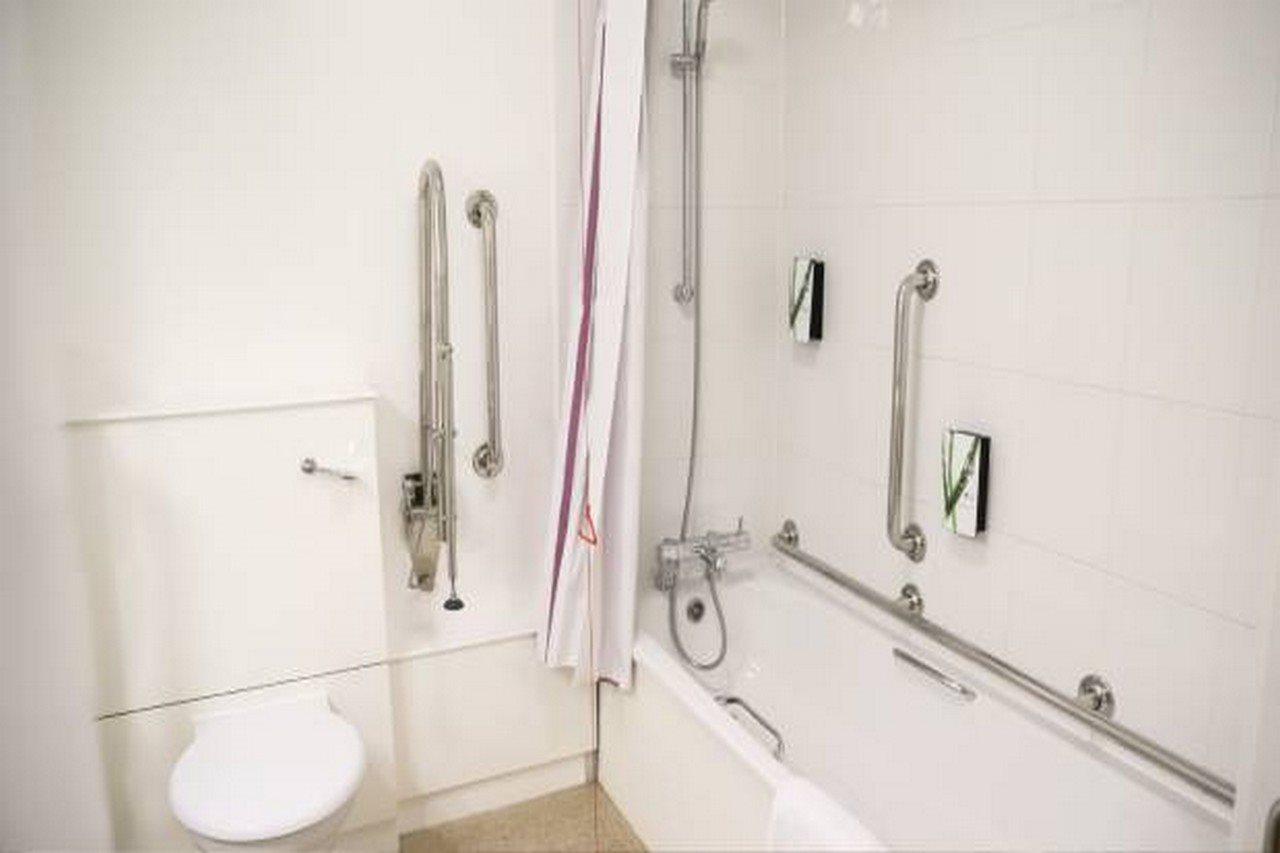 Premier Inn Chippenham Luaran gambar