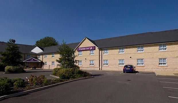 Premier Inn Chippenham Luaran gambar